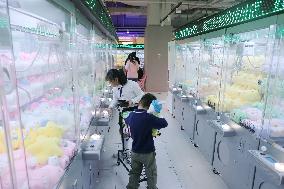 Catch UFO CATCHER Game Store in Shanghai