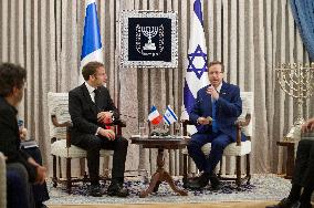 Macron Meets Herzog - Jerusalem