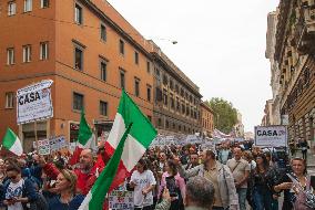 Protest Against House Demolitions In Rome