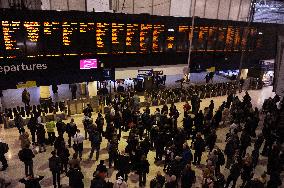 Major Disruption In South Western Railway Lines After An Accident At Wimbledon