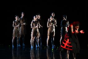 MEXICO-MEXICO CITY-BEIJING DANCE THEATER-PERFORMANCE
