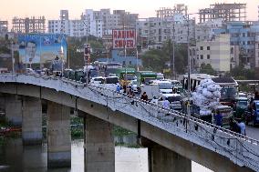 Vehicles Are Trapped In A Traffic Jam - Dhaka