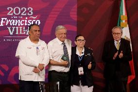 Mexican President Gets Vaccinated Against Flu And Covid-19 - Mexico