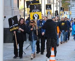 Sarah Jessica Parker at the SAG AFTRA Strike in New York