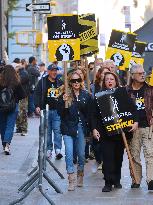 Sarah Jessica Parker at the SAG AFTRA Strike in New York