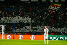 Paris Saint-Germain v AC Milan - UEFA Champions League