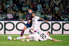 (SP)SPAIN-BARCELONA-FOOTBALL-UEFA CHAMPIONS LEAGUE-BARCELONA VS SHAKHTAR DONETSK