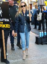 Sarah Jessica Parker At The SAG AFTRA Strike - NYC