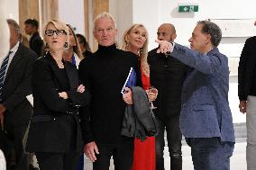 Trudie Styler And Sting At The National Archaeological Museum - Naples