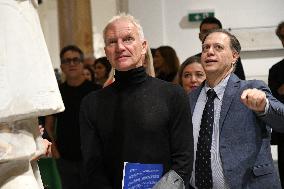 Trudie Styler And Sting At The National Archaeological Museum - Naples