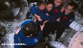 (EyesonSci)CHINA-SHENZHOU-17-SPACE STATION-ENTERING (CN)