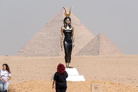 EGYPT-GIZA-PYRAMIDS-ART EXHIBITION