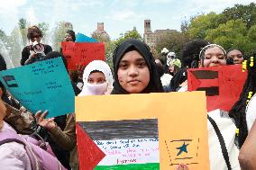 NYU Students Stage Pro-Palestine Protest In Washington Square Park