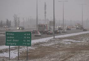 Edmonton's First Snowfall Spurs A Surge In Collisions