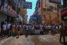 23 People Were Hospitalised Following A Fire In A Pettah Street Shop In Colombo.