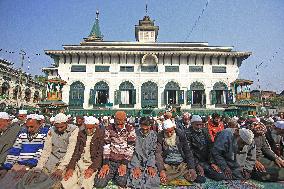 Annual Festival Of Sheikh Abdul Qadir Jeelani (RA) Celebrated In Kashmir