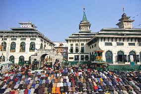 Annual Festival Of Sheikh Abdul Qadir Jeelani (RA) Celebrated In Kashmir