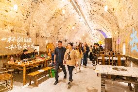 The Largest Underground Hot Pot Restaurant in The Air Raid Shelter Complex in Chongqing