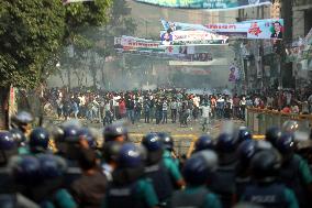 Police NBP Clash - Bangladesh