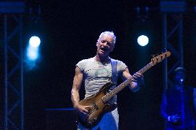 Sting Performs - Bahamas