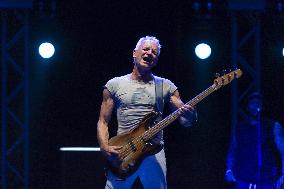 Sting Performs - Bahamas