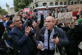 Demonstration In Paris In Support To Palestinians