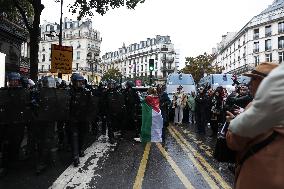 Unauthorised Pro-Palestinian Rally - Paris