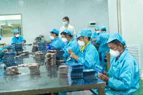 A Medical Interior Packaging Workshop in Congjiang