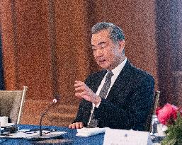 U.S.-WASHINGTON, D.C.-WANG YI-U.S. STRATEGISTS-DISCUSSIONS