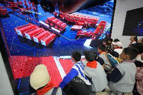 Children Experience Oil Equipment Operation