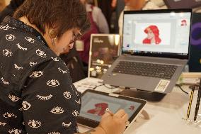 U.S.-CALIFORNIA-LIGHTBOX EXPO