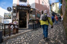 Daily Life In Lisbon