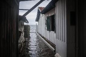 Cap Ferret Hit By Vague Submerison Phenomenon And Heavy Rain