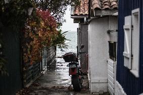 Cap Ferret Hit By Vague Submerison Phenomenon And Heavy Rain