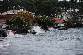 Cap Ferret Hit By Vague Submerison Phenomenon And Heavy Rain