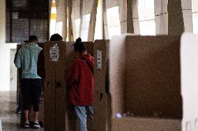 Colombia Regional Elections - Vote Counting