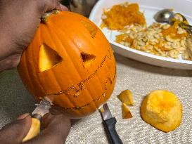 Halloween Pumpkin Carving In Toronto