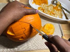 Halloween Pumpkin Carving In Toronto