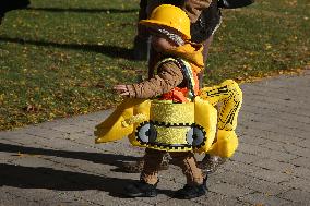 Halloween Dog Costume Parade In Aurora