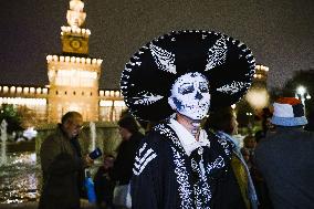 The Mexican Parade For The Dia De Muertos Celebrations In Milan