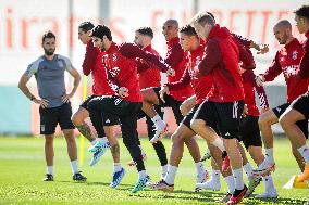 Champions League: Benfica training