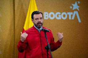 Press Conference between Bogota's Mayor Claudia Lopez and Mayor-Elect Carlos Fernando Galan