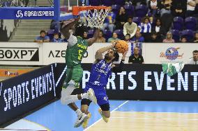 National Basketball Championship: FC Porto vs CP Esgueira