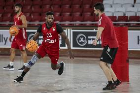 Basketball: Benfica Training