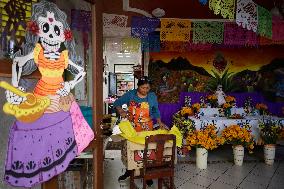 Elaboration Of Pan De Muerto De Ceniza De Totomoxtle (Bread Of The Dead) In Mexico.