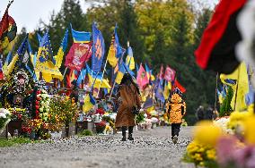 Prayer for perished Ukrainian military personnel in Lviv