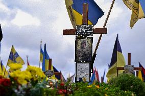 Prayer for perished Ukrainian military personnel in Lviv