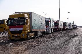 EGYPT-RAFAH CROSSING-RELIEF AID-TRUCKS