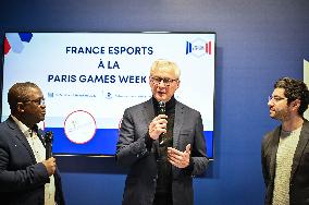 Bruno Le Maire Visits The Paris Games Week - Paris