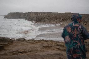 Waterfront ahead of storm Ciaran - Saint-Pierre-Quiberon